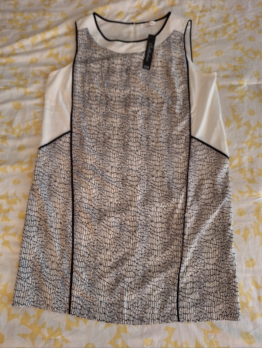 Sleeveless Black & White Textured Shift Dress